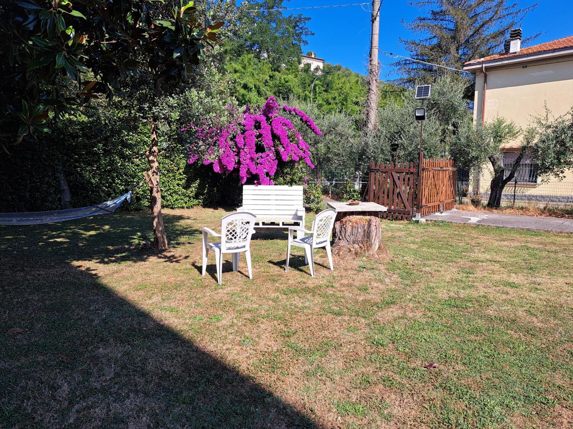 Casa Vacanze “Bouganville” Loc Avane Pisa ヴェッキアーノ エクステリア 写真